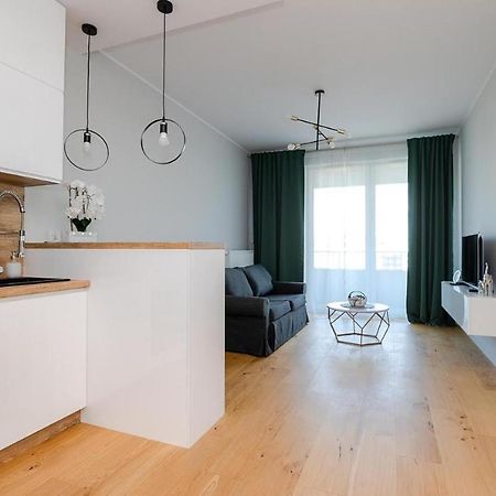 Apart D&K Free Parking Komputerowa 8 Apartment Varşovia Exterior foto
