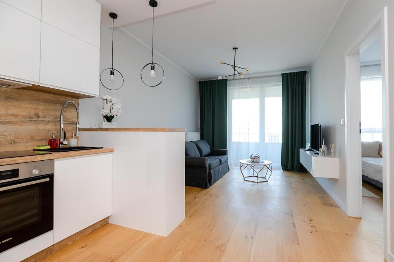 Apart D&K Free Parking Komputerowa 8 Apartment Varşovia Exterior foto